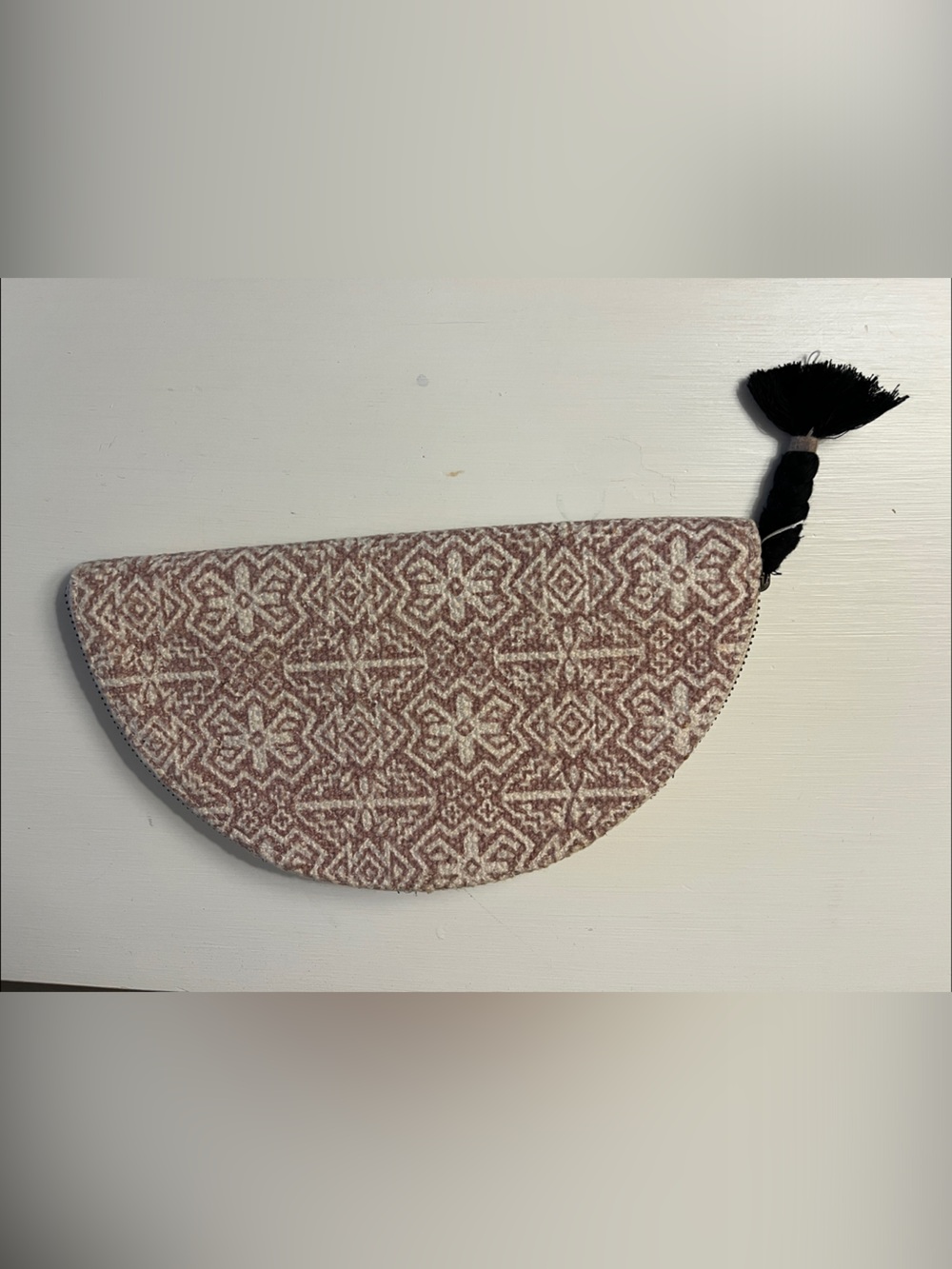 New Universal Threads Woven Bag